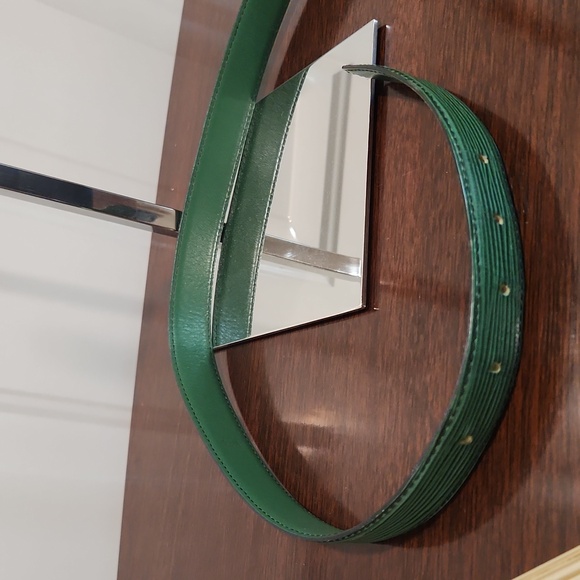 Louis Vuitton Green Epi Leather Belt - Picture 5 of 7